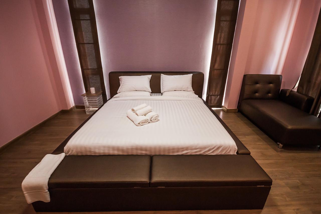 Jong Lux Pak Dee Bed & Breakfast Uttaradit Exterior foto