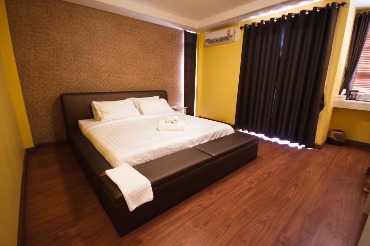 Jong Lux Pak Dee Bed & Breakfast Uttaradit Exterior foto