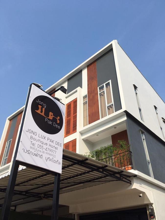 Jong Lux Pak Dee Bed & Breakfast Uttaradit Exterior foto