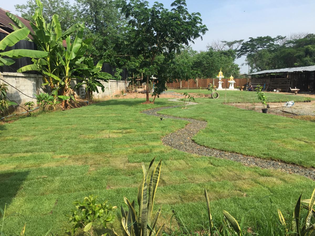 Jong Lux Pak Dee Bed & Breakfast Uttaradit Exterior foto